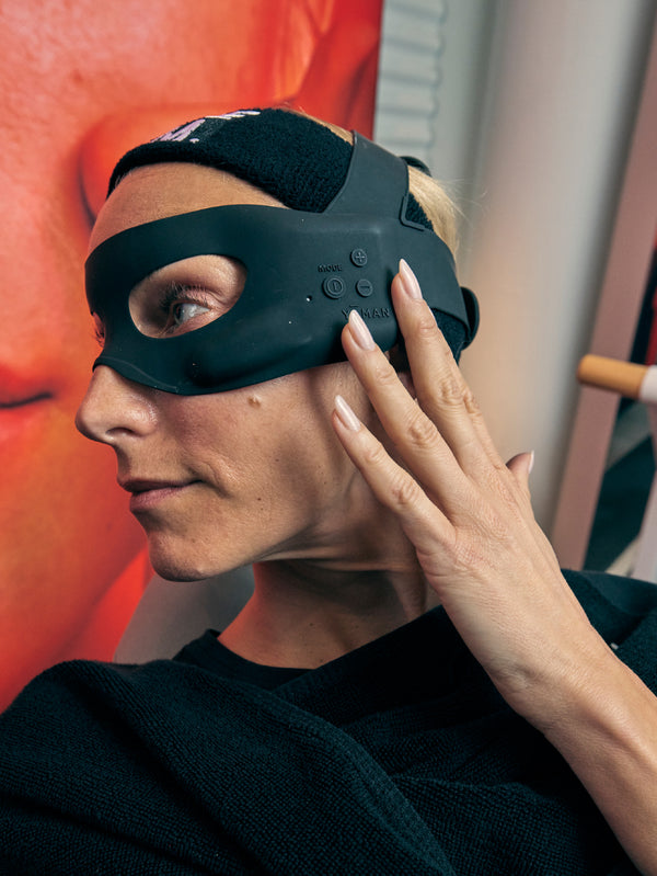 FaceGym Medi Lift Rejuvenating Electrical Muscle Stimulation Mask